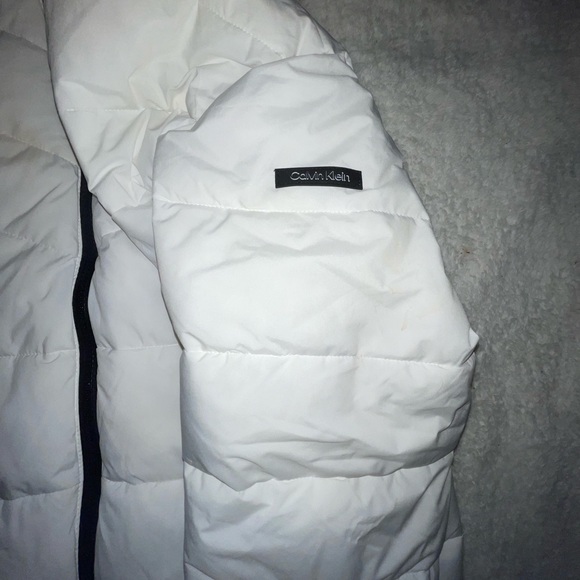 Beautiful never worn mens Calvin Klein jacket (white) size XL jacket - Picture 9 of 11